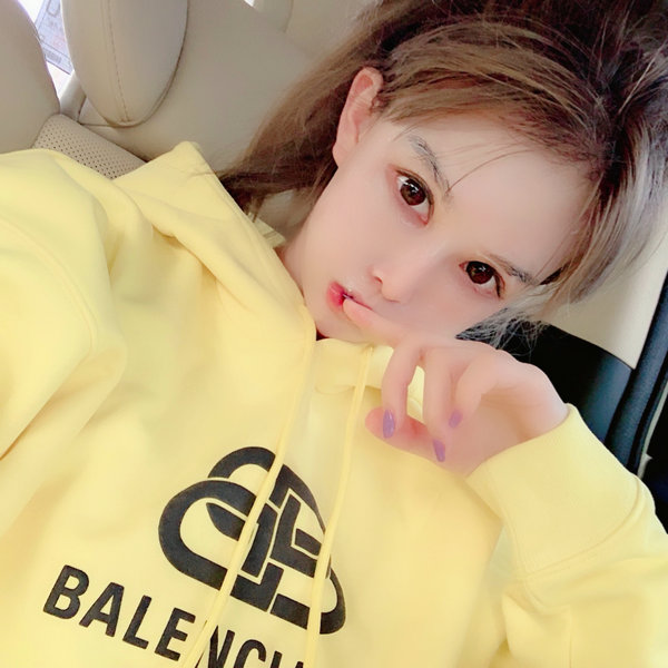 三条黑暗的街道